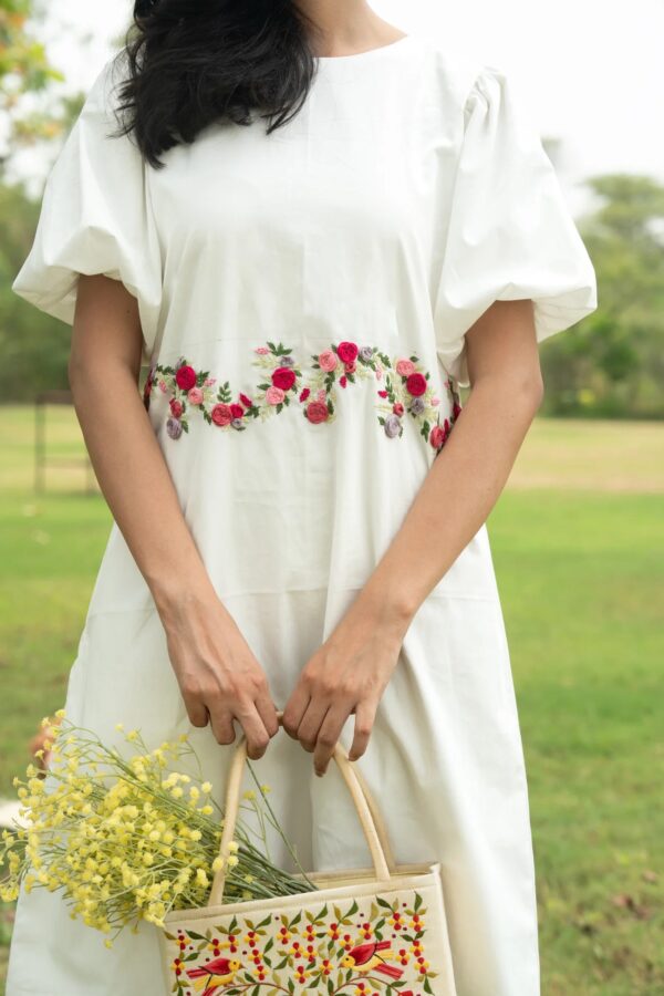 Hand-Embroidered Floral Dress in White Cotton – Modern Heritage Wear